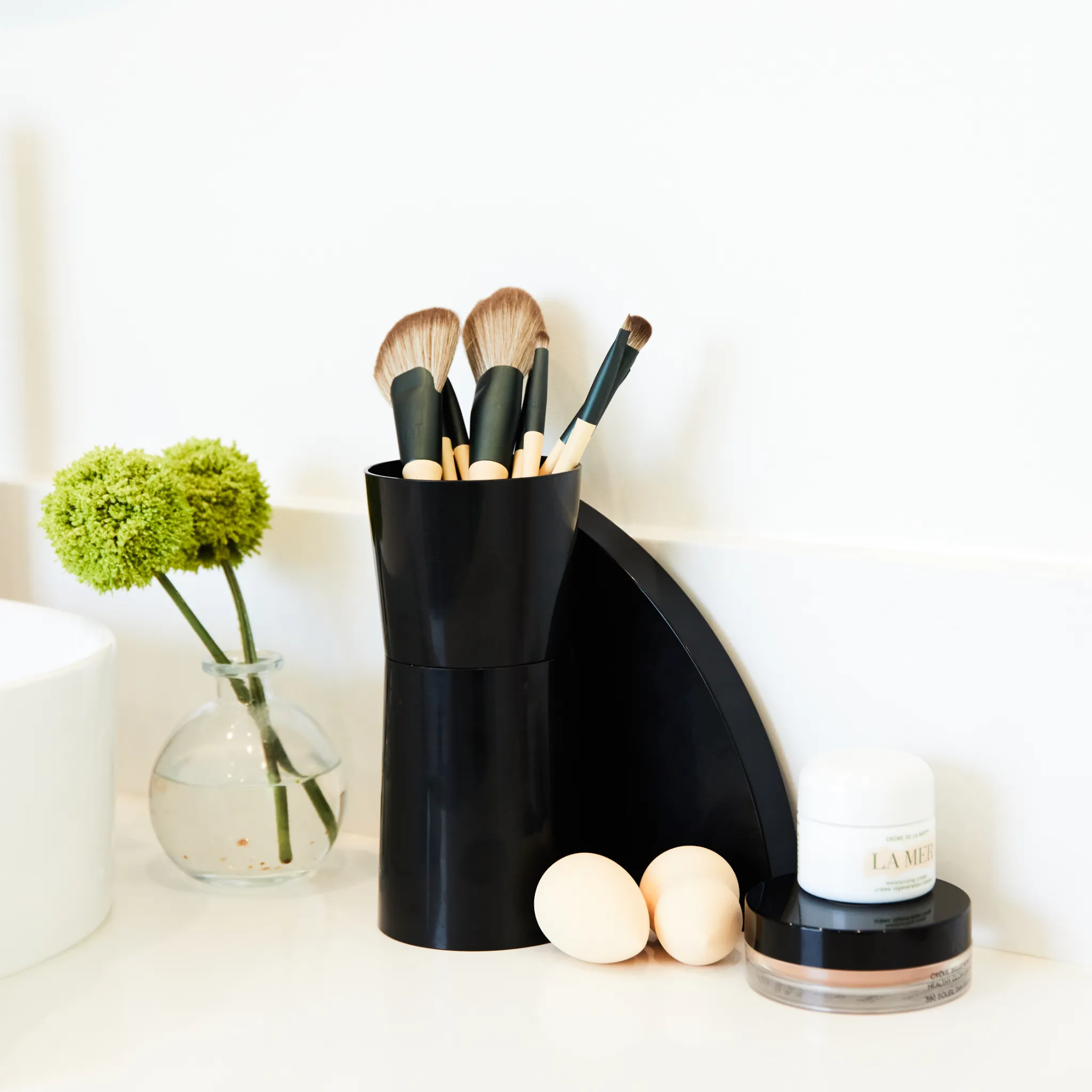 Brushelle Beauty Makeup Brush Holder/Drying Stand - Black