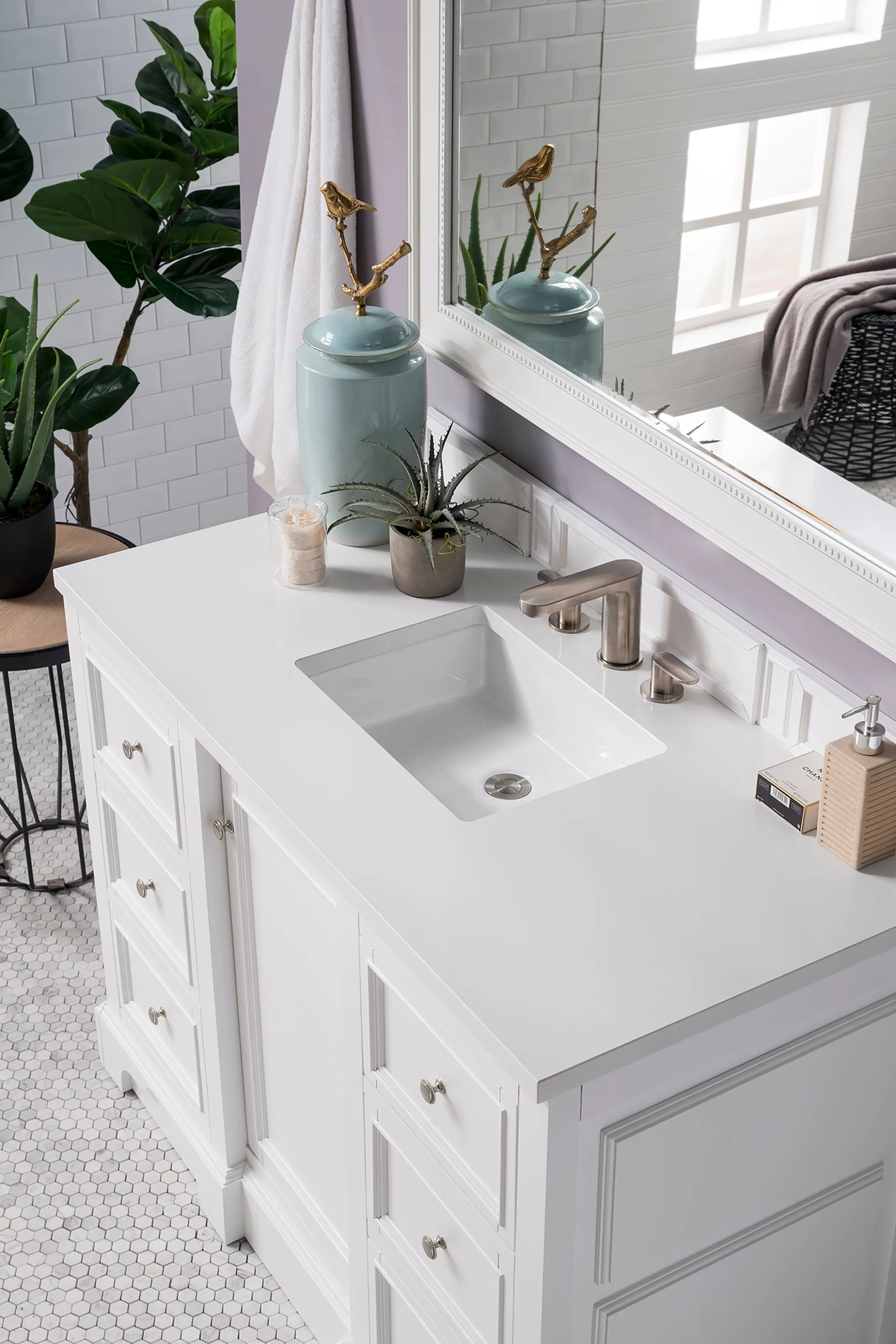 De Soto 48" Single Bathroom Vanity in Bright White