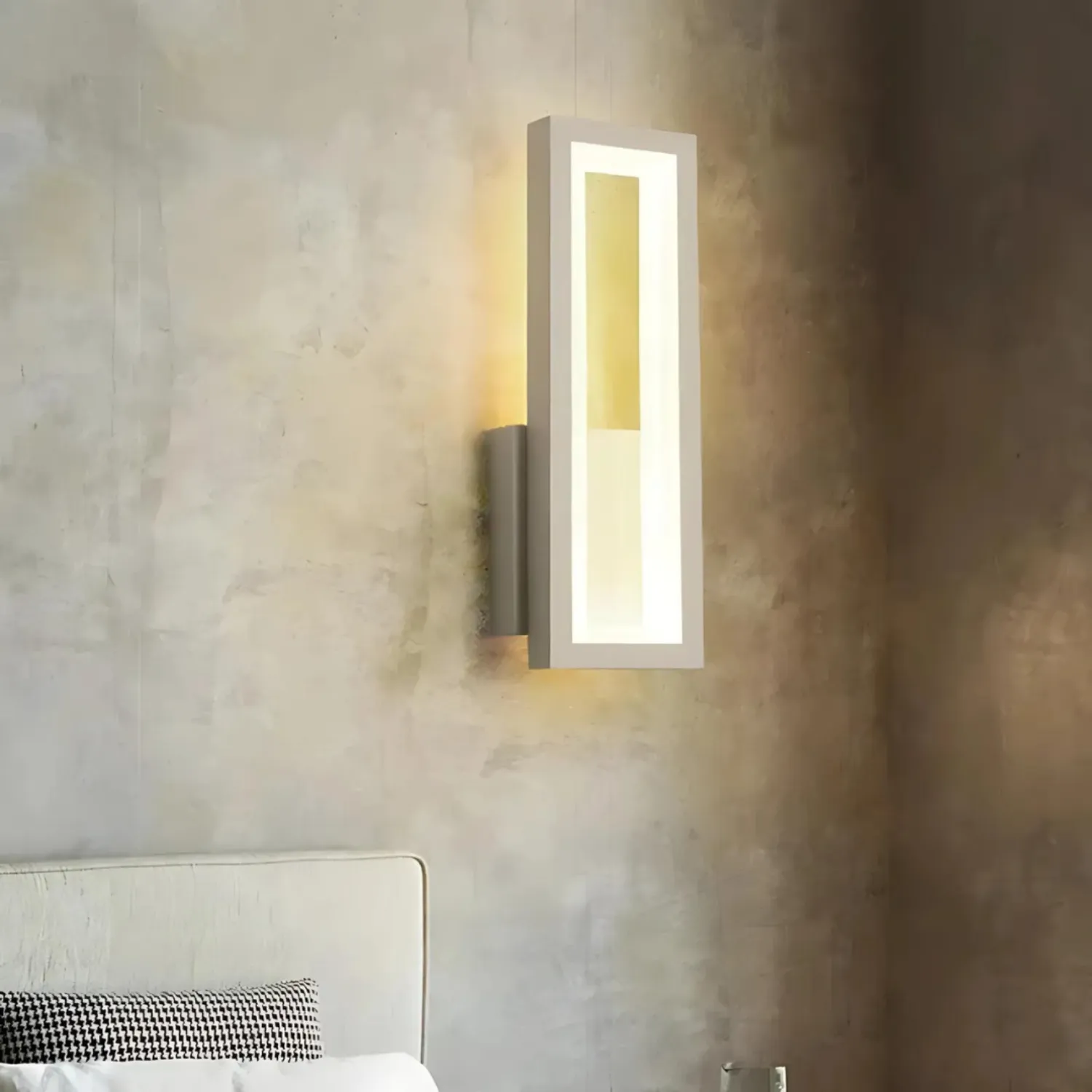 Tromsø – Modern LED Wall Light Fixture