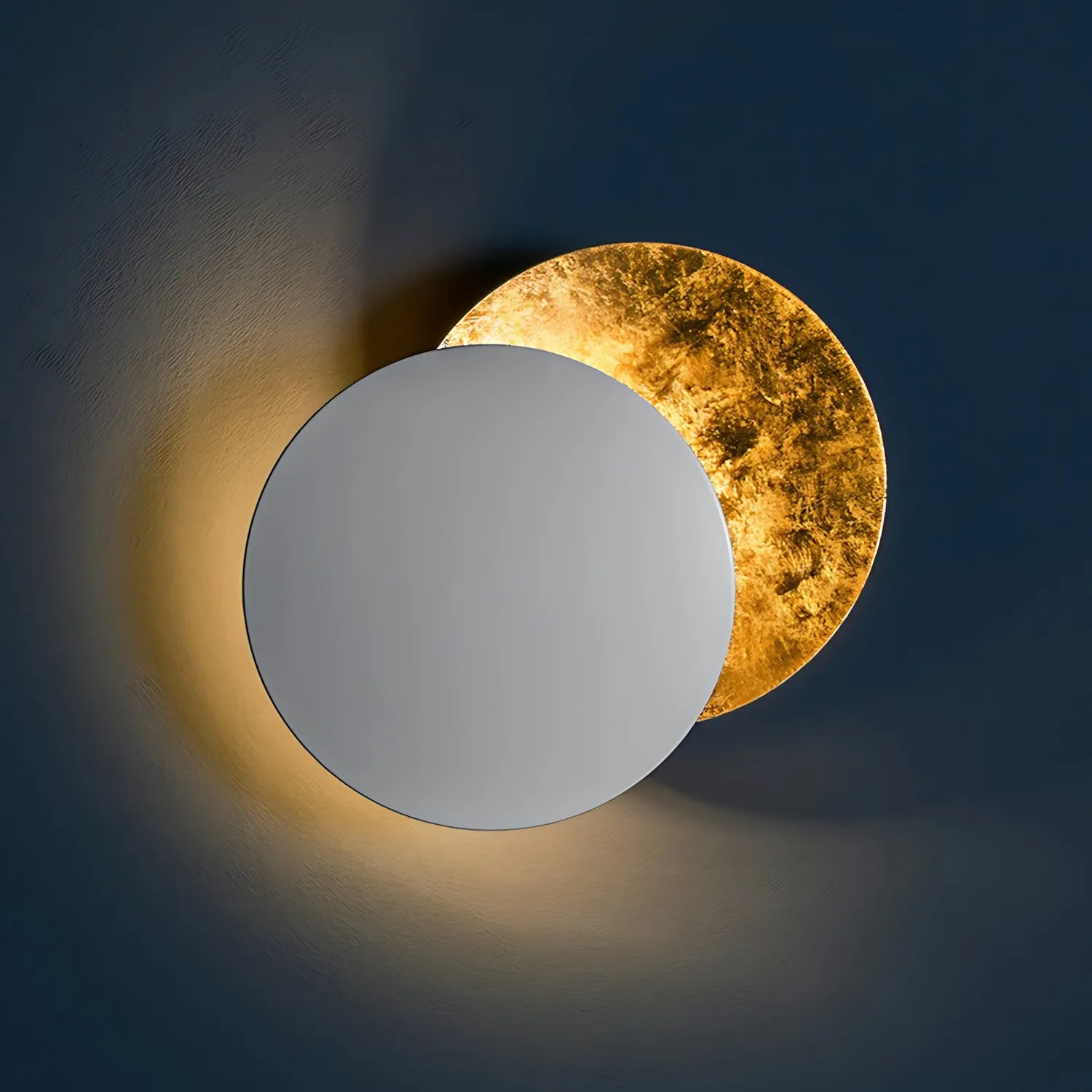 Unique Eclipse 360-Degree Rotating LED Wall Lamp